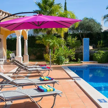 Casa Da Colina لول