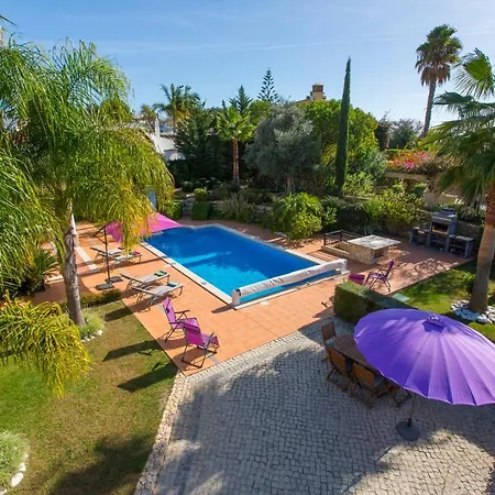 Casa Da Colina لول