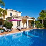 Casa Da Colina Bed & Breakfast